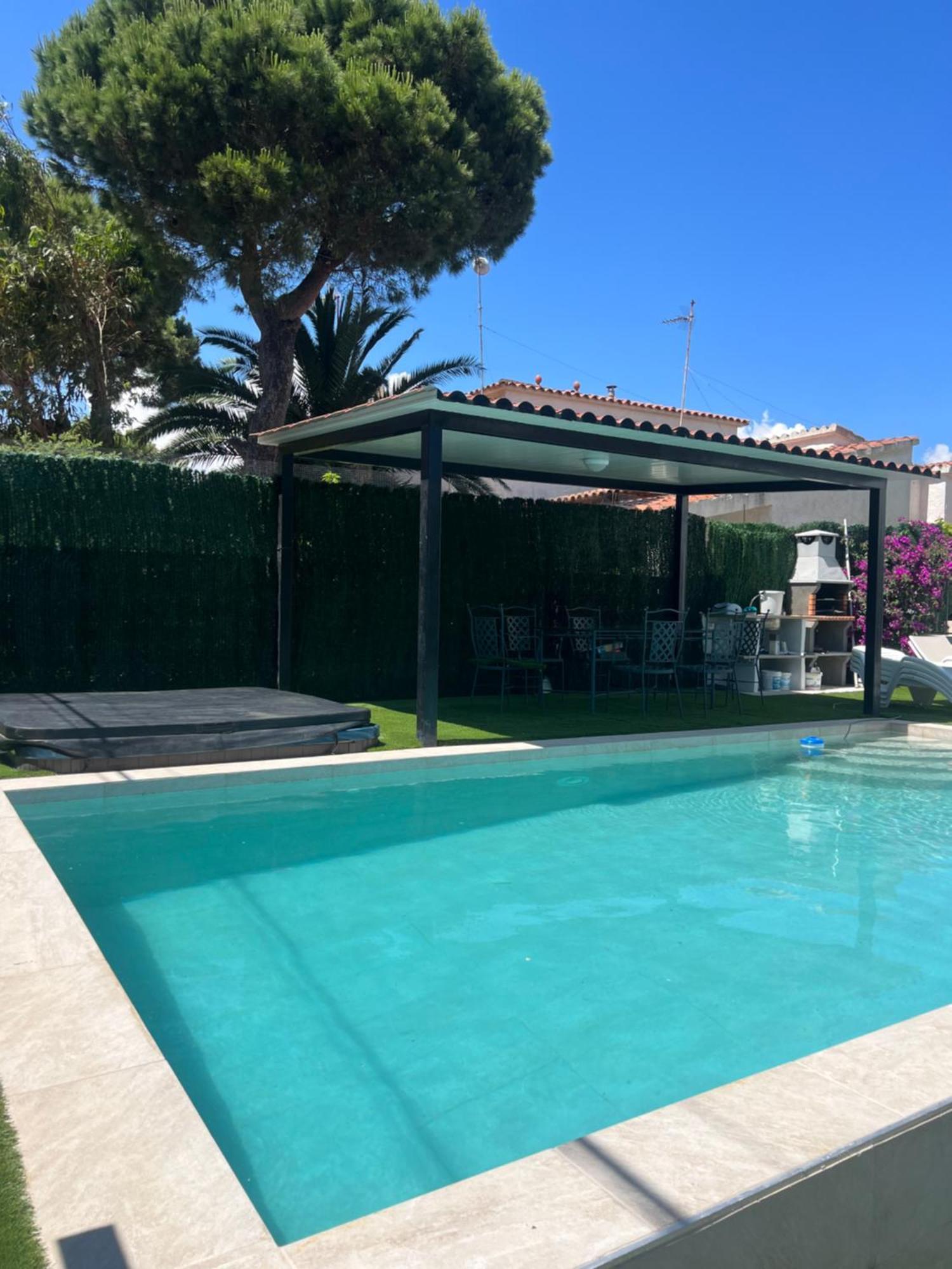 דירות אמפוריבראבה Sol Playa Piscina מראה חיצוני תמונה